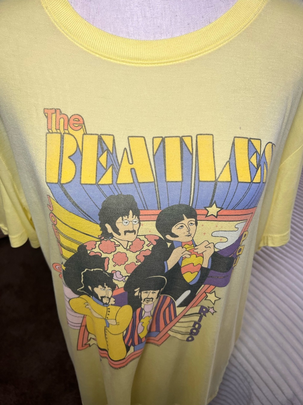 Junk Food Women’s The Beatles Yellow Graphic T-Shirt Modal Size Large NWOT